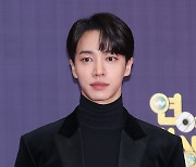 [포토S] 하이라이트 이기광, 작은 얼굴에 꽉 착 이목구비