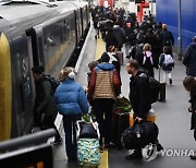 BRITAIN CHRISTMAS RAIL STRIKES