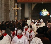 천주교 서울대교구, 주님 성탄 대축일 낮미사 거행