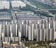 1년 새 '10억' 급락 …강남 대단지 비싼 아파트가 더 빠진다, 왜?