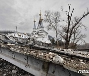 "우크라 무인기, 러 본토 공군기지 또 공격…군인 3명 사망"(종합)