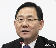 주호영 "일몰법안들, 점심에 박홍근 만났지만 합의 못봐"