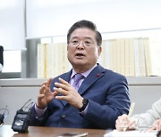 우동기 국가균형발전위원장 "산업은행, 부산 이전 조속히 마무리"