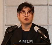 [포토]최한수 교수, 한전의 사채 확대 문제와 전력시장 정상화의 필요성