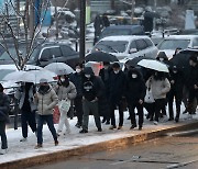 지하철 요금인상? "무임승차 기준 조정부터"…버스 동시인상 '우려'