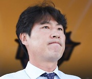 "충남아산은 기회의 팀" 박동혁 감독이 K리그 1부 러브콜 거절한 이유 [IS 피플]