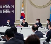 尹대통령 “시장에 국경 없다···일자리는 기업이 만드는 것”