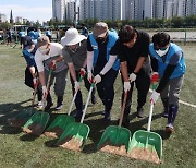 한국석유공사, 임직원들 태풍 힌남노 피해 현장 ‘복구 활동’ 솔선