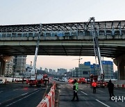 [포토]북의왕IC 인근 방음터널 화재 발생