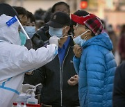 중국발 코로나19 확산 우려에 입국 전후 검사 부활할 듯