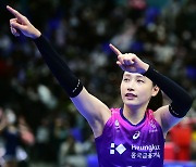 [MD포토] 김연경 '현대건설 상대로 짜릿한 승리 쐈다'