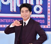 [ST포토] 유세윤, '라디오스타 대표로!'