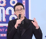 [TD포토] 이윤석 '박수치러 왔어요'