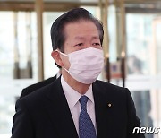 박진 장관 접견 앞둔 야마구치 나쓰오 대표