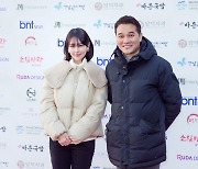 [bnt포토] 더브리 구유경 대표-에드워드 권 '2022 사랑의 김치나누기행사 왔어요'