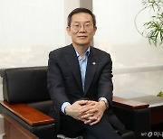 이종호 장관 "과학기술 강국, 디지털 모범국가로 성장할 것"