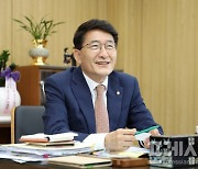 [신년사] 김기정 수원특례시의회 의장 "시민행복 더욱 매진"