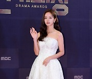 [T포토] 이혜리 '수줍은 인사'