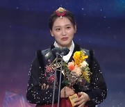 김재경·강기둥, SBS 연기대상 조연상…"촬영 끝나니 인생 공허하더라"