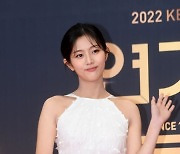 [포토] 신은수, '얼마나 더 예뻐질거야?'(2022 KBS 연기대상)