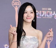 [포토] 김세정, '사랑을 가득 담아 하트~' (2022 SBS 연기대상)