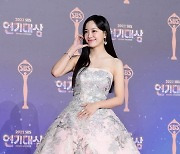 [포토] 김세정, '우아한 드레스 자태 과시' (2022 SBS 연기대상)