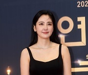 [포토] 신동미, '시선 강탈 동안 미모'(2022 KBS 연기대상)