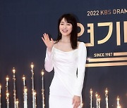 [포토] 이하나, '순백의 화이트 드레스'(2022 KBS 연기대상)