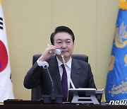 군 대비 태세 보고받는 윤석열 대통령