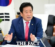 [신년인터뷰] 김진부 경남도의회의장, "경제 재도약과 서민경제 활성화에 주안점 둘 것"