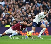 [IS 리뷰] 손흥민 마스크 벗어 던졌다… 토트넘은 빌라와 0-0 (전반 종료)