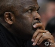 [NBA] 트레이 영에 지친 ATL 맥밀란 감독, 시즌 중 자진 사퇴?