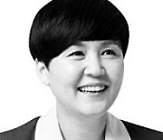 [Column] Averting a demographic cliff for Korea