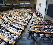 국정조사 연장에 임시회까지…여야, 새해에도 '강대강' 불가피