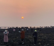 계묘년 새해 밝았다…제주 곳곳서 해맞이 행렬