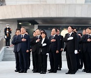 [속보]尹 “수출 직접 챙길 것…스타트업 코리아 시대 열겠다”