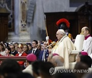 VATICAN POPE MASS