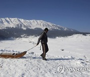 INDIA KASHMIR WEATHER