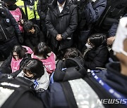 서울교통공사, '출근길 탑승시위' 전장연 민사조정 불복