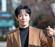 정용화,'손하트 날리며 빠져드는 눈맞춤' [사진]