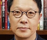 [동아시론/이철희]부모급여는 저출산 문제의 ‘표피’를 건드릴 뿐이다