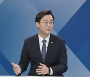 장경태 "尹, 수출전략이 법치? 뭔 상관?..자다가 봉창, 조선일보와만 통해"[여의도초대석]