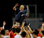 동남아 축구 '대세'된 한국 감독들... 韓 감독 3인방 모두 미쓰비시컵 준결승 안착