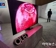 [CES 2023] 삼성·LG, '자발광 TV' 맞대결…OLED 경쟁 '주목'