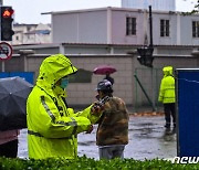 신장 위구르자치구 우루무치의 경찰들