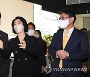 김주현 금융위원장 “은행 영업시간 코로나19 이전처럼 복원해야...우리금융 소송, 굉장히 불편”