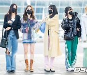 르세라핌,'골든디스크로 출국' [사진]