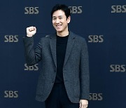 [TEN 포토] 이선균 '우리 드라마 파이팅!'