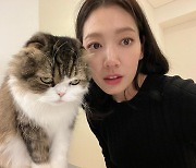 '최태준♥' 박신혜, 출산 후 여전히 아름다운 비주얼…청순美 자랑 [인스타]