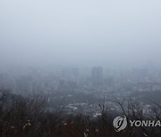 미세먼지에 황사까지 '답답한 하늘'…전국 비상저감조치